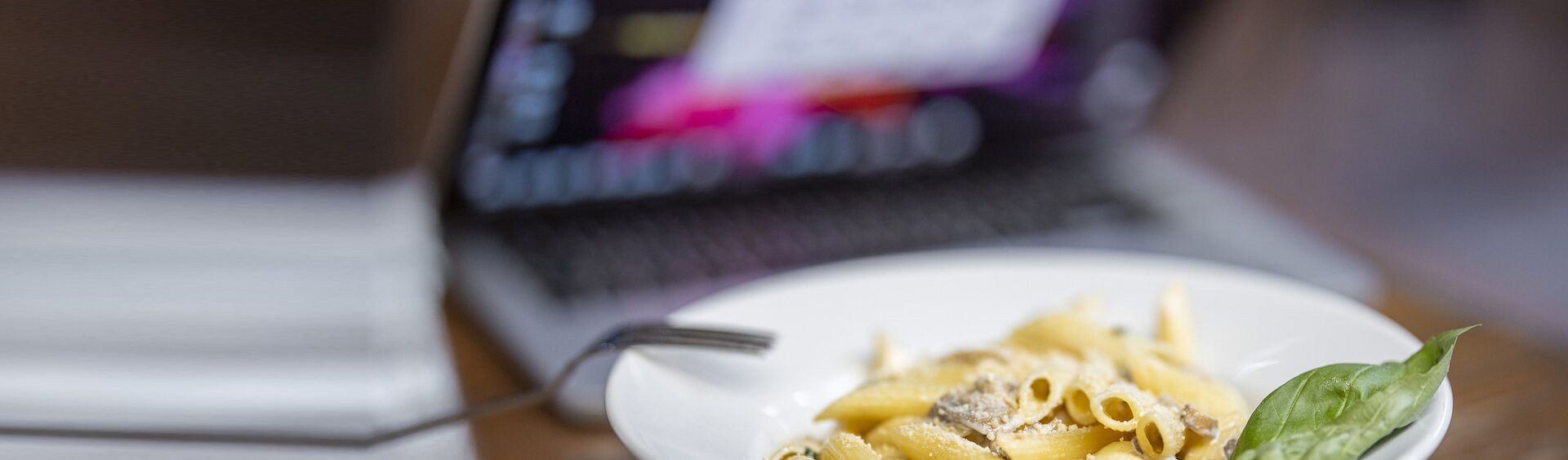 Essen am Arbeitsplatz - Gesunde Ernährung im Arbeitsalltag